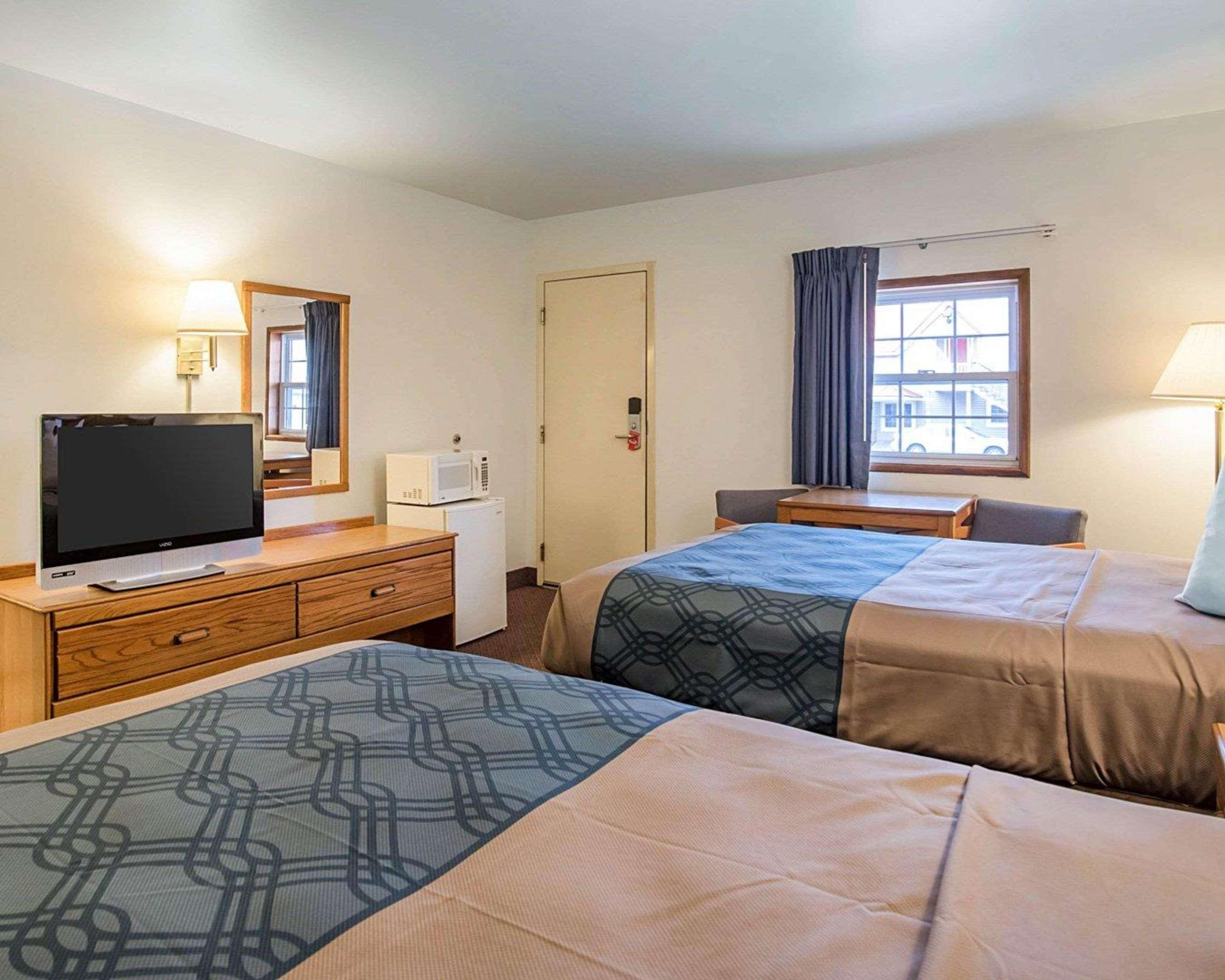Econo Lodge St Albans Town Saint Albans Eksteriør billede