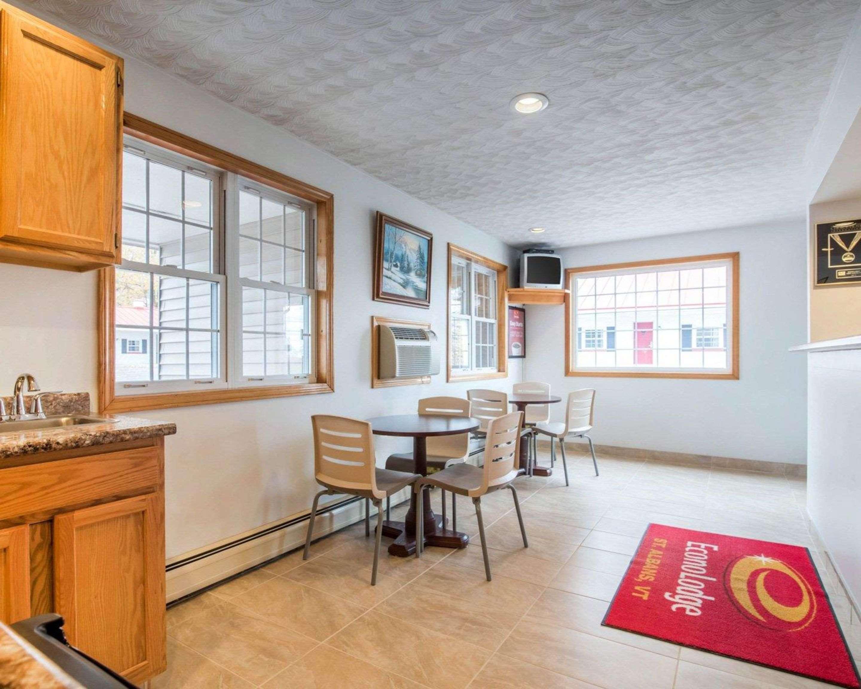 Econo Lodge St Albans Town Saint Albans Eksteriør billede
